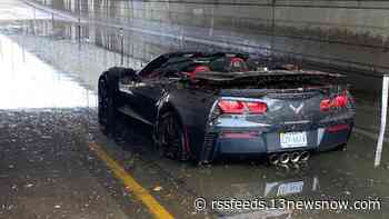 Flash flooding leaves cars stranded in Norfolk