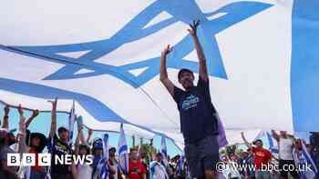 Israeli protesters vow no let-up in anti-reform fight