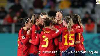 Spanien schießt fünf Tore und steht im Achtelfinale