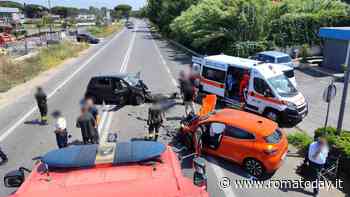 Incidente frontale sull'Aurelia: due feriti, grave una donna