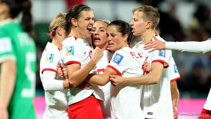 Canada rallies to defeat Ireland and boost its chances of advancing at World Cup