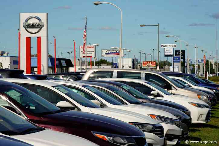 Car buyers bear a heavy burden as Federal Reserve keeps raising rates: Auto-loan rejections are up
