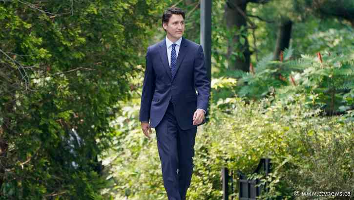 Trudeau arrives at Rideau Hall to shuffle his cabinet in a big way