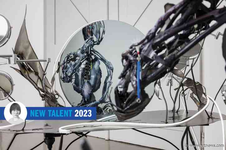 Yein Lee’s Beautiful, Terrifying Sculptures Give Space to Fragile Bodies