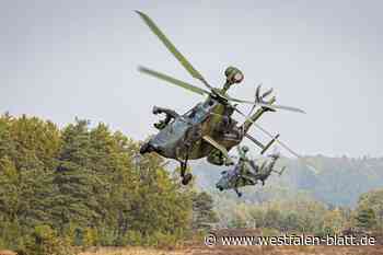 Kampfhubschrauber im Tiefflug über Warburg