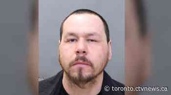 Man wanted after allegedly hurling racial slurs, death threats at 2 people in Toronto