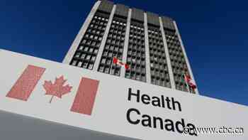 NDP calls for probe into how many medical clinics are charging 'member' fees in Alberta