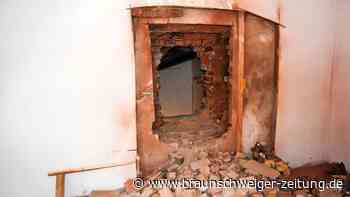 Einbruch durch Loch in der Wand - Täter auf der Flucht