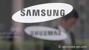 Samsung unveils foldable smartphones in a bet on devices with bending screens