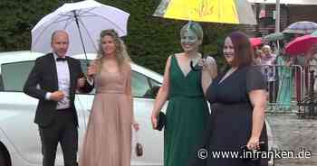 "Vielleicht Trendsetter" bei Bayreuther Festspielen: Grüne Spitzenpolitiker fahren mit Kleinwagen vor