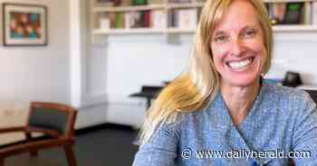 'I want to build bridges': Officials make pitch for cops in Arlington Heights, Elk Grove schools