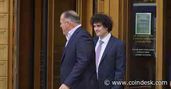 FTX’s Bankman-Fried Should Be Jailed Heading Into Trial, U.S. Argues