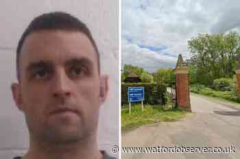 Image of escaped prisoner who 'frequents Watford' released