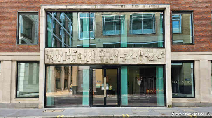 London’s Public Art: 1960s chess-inspired art near St Paul’s Cathedral