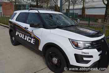 3 arrested for violent ‘unprovoked’ attack near Surrey SkyTrain station