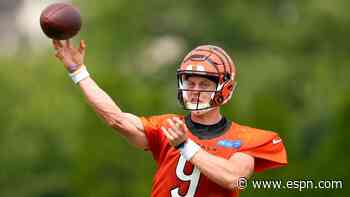 Bengals' Burrow carted off field with calf injury