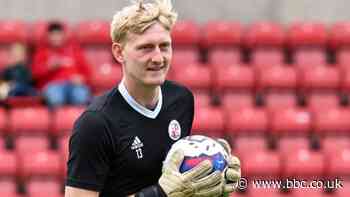 Ryan Schofield: Portsmouth sign ex-Huddersfield keeper on one-year deal