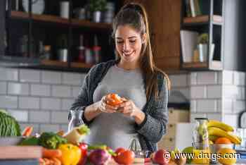 Low-Fiber Diet During Pregnancy May Harm Baby's Brain