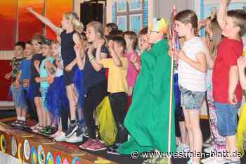 Vorhang auf für Land Kunterbunt: Kinder zeigen Musical in Peckelsheim