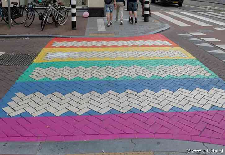VVN vindt dat regenboogzebrapaden moeten verdwijnen