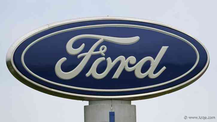 Ford recalling 870,000 F-150 pickups over malfunctioning parking brakes