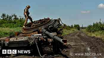 Ukraine war: Kyiv claims success as southern fighting intensifies