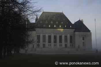 Supreme Court upholds murder convictions of man who represented himself at trial