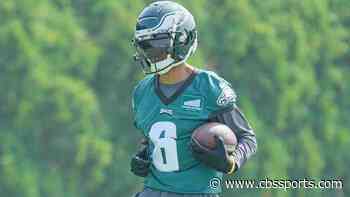 Eagles' DeVonta Smith not worried about contract extension heading into Year 3: 'When it happens, it happens'