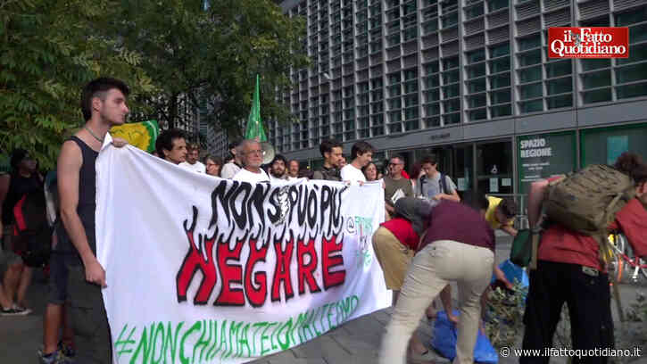 “Le lacrime di Pichetto Fratin sono ipocrite, il governo fa propaganda negazionista”: la protesta dei Fridays for Future in Lombardia
