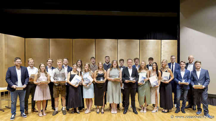 110 erfolgreiche Abschlüsse im BBiW – davon 23 Spitzenergebnisse