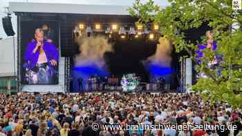 Sarah Connor begeistert 8000 Menschen in der Autostadt Wolfsburg