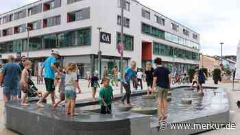 Zentrum voller Leben: Neue Mitte in Geretsried eröffnet - mit Riesenparty und Festumzug