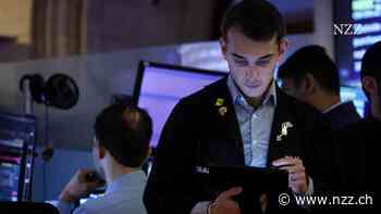 Verkehrte Welt an der Börse: wieso die inverse Zinskurve auf eine Rezession hindeutet – und weshalb Aktien trotzdem gestiegen sind