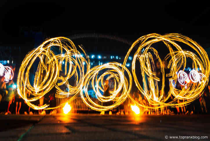 The Showmanship of B2B Marketing: Top 3 Lessons from the Festival Stage