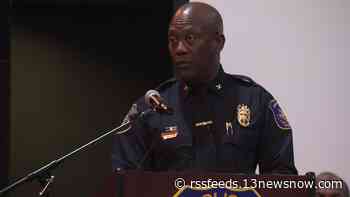 New Hampton police chief sworn in