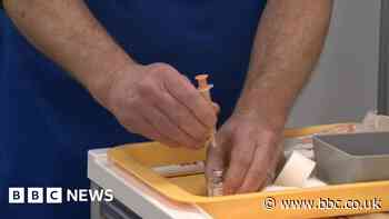 Covid: Award-winning jab scheme to resume in Bristol