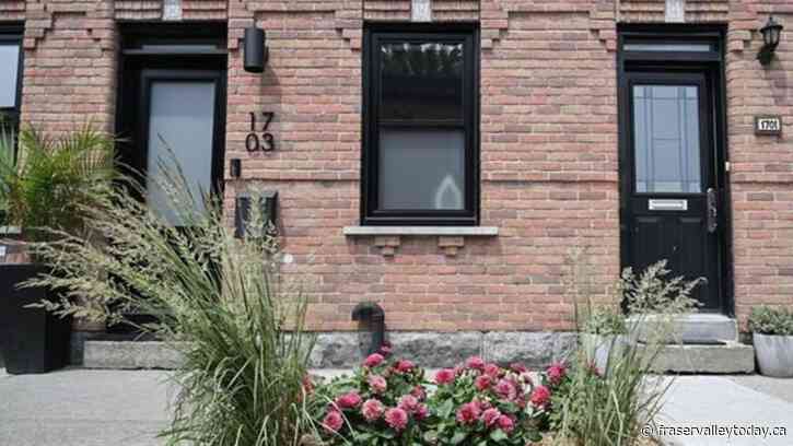 Montreal program letting residents plant sidewalk gardens provides numerous benefits