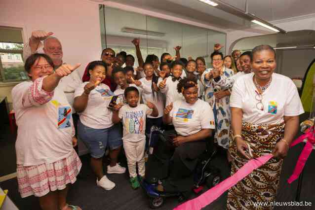 Mama Bolingo opent reiskantoor voor kwetsbare mensen: “Iedere familie die even kan ontsnappen aan de stress die armoede met zich meebrengt, is ons alles waard”