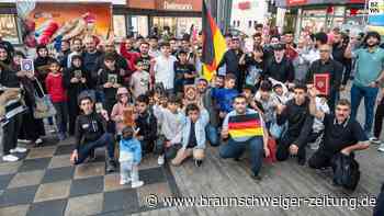 Muslime protestieren gegen Koran-Verbrennungen