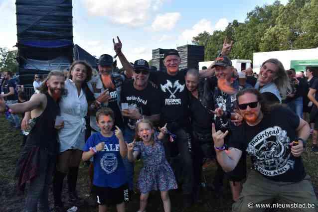 Asgard Rock & Metal Fest groeit van trouwfeest met barbecue uit tot tweedaags festival: “Het verloopt beter dan ik had verwacht”