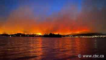 Evacuation order issued for Osoyoos, B.C., as growing wildfire crosses Canada-U.S. border