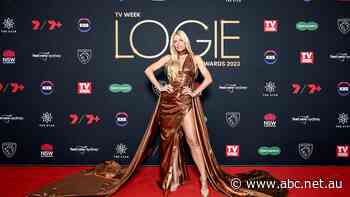 Live: Australian TV's night of nights has begun, after a dazzling red carpet