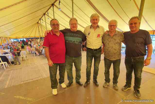 Krasse zeventigers van de Robins speelden na 57 jaar hun allerlaatste concert: “Muziek is ons leven en dat zal altijd zo blijven’