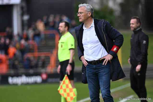 SK Deinze van Marc Grosjean stelt teleur in derby tegen Sparta Petegem: “We hebben op drie sleutelposities versterking nodig”