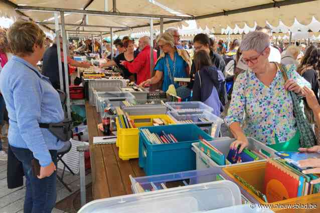 Leesbeesten vinden hun gading op Boekenmarkt