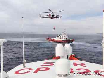 "C'era l'elicottero", "Non è vero". Fango sulla Guardia costiera