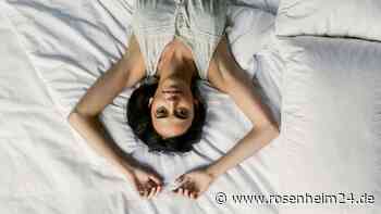 Die 5-4-3-2-1-Regel: Besser einschlafen und Schlafstörungen bekämpfen – einfache Methode für erholsame Nächte