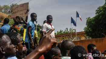 Niger's pro-junta protesters attack French Embassy