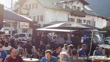 Launiger Abend mit reichlich Infos