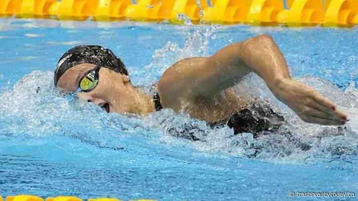 Canada’s Summer McIntosh claims second world swim gold